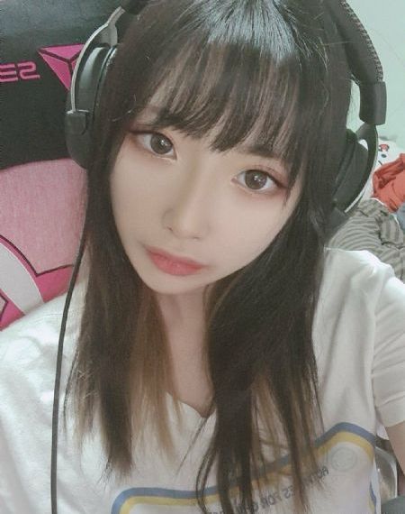 好姑娘6电影在线观看_清晰免费影视在线观看