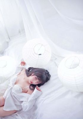 我脱了老师内衣摸她胸的视频软件_1080日韩免费观看